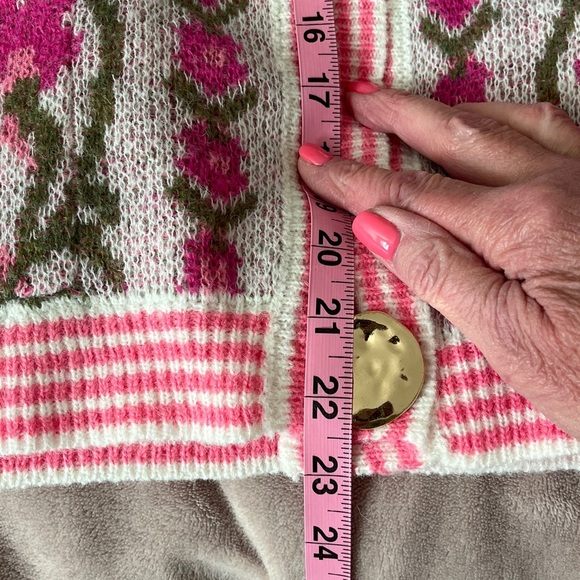 So Me Pink and White Patterned Sweater Size XL NWT - Picture 9 of 11